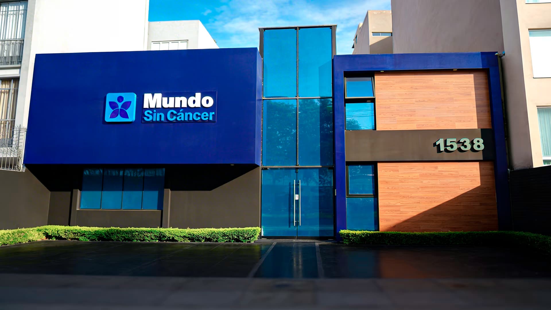 Equipo médico de Mundo Sin Cáncer